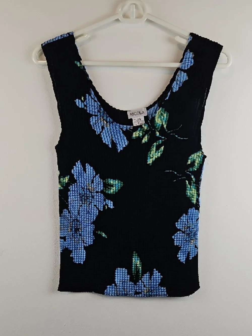 NICOLA Black Sheer Floral Button-Front Blouse with Blue Floral Tank Size Medium - Picture 6 of 8